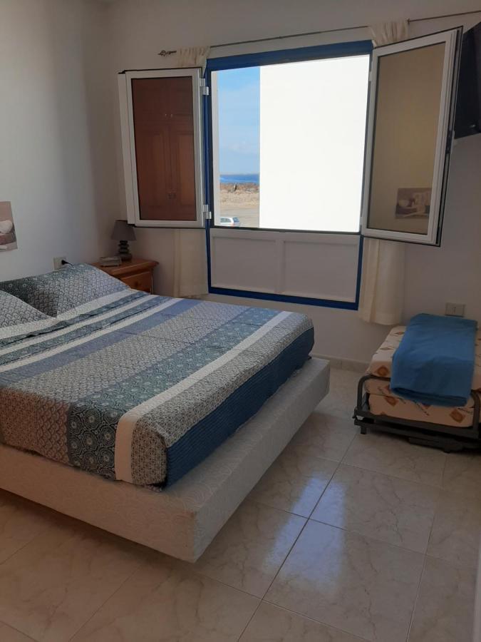 Apartamento Vacacional En Orzola Lanzarote Luaran gambar