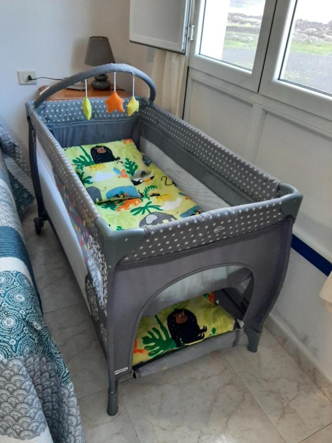 Apartamento Vacacional En Orzola Lanzarote Luaran gambar